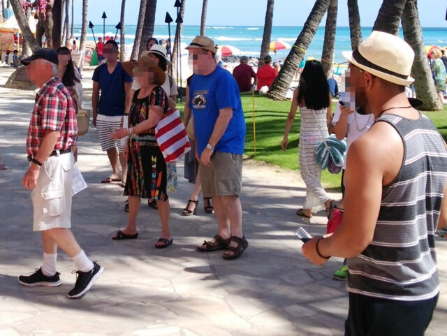 ハワイ旅行にはどんな洋服を持っていけばいいの 60代シニア夫婦におすすめのアイテムを全部紹介します シニアのためのハワイ 旅行ガイド かゆい所に手が届く孫の手ナビ