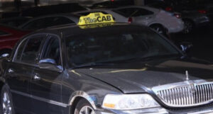 ハワイのタクシー「The CAB」の写真