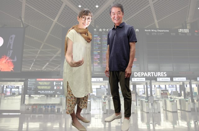 60代のシニア夫婦がハワイ旅行に行く時、家から空港までの服装のユニクロ・コーディネート例⓵