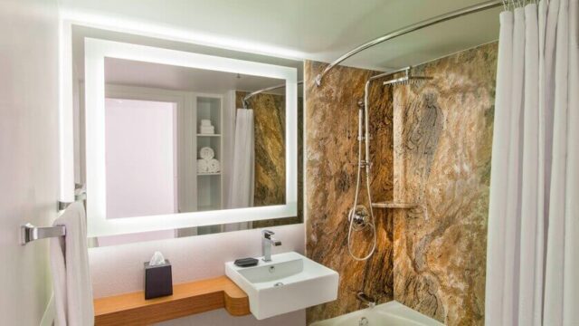 シェラトンプリンセスカイウラニのバスルームの写真