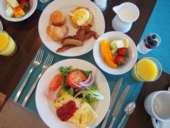 モアナサーフライダー「ベランダ」の朝食ブッフェのとりわけ例の写真